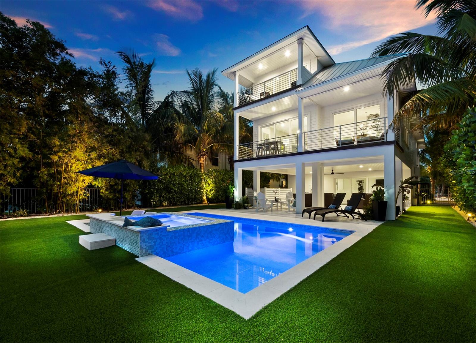 LONGBEACH ON LONGBOAT KEY - Residential