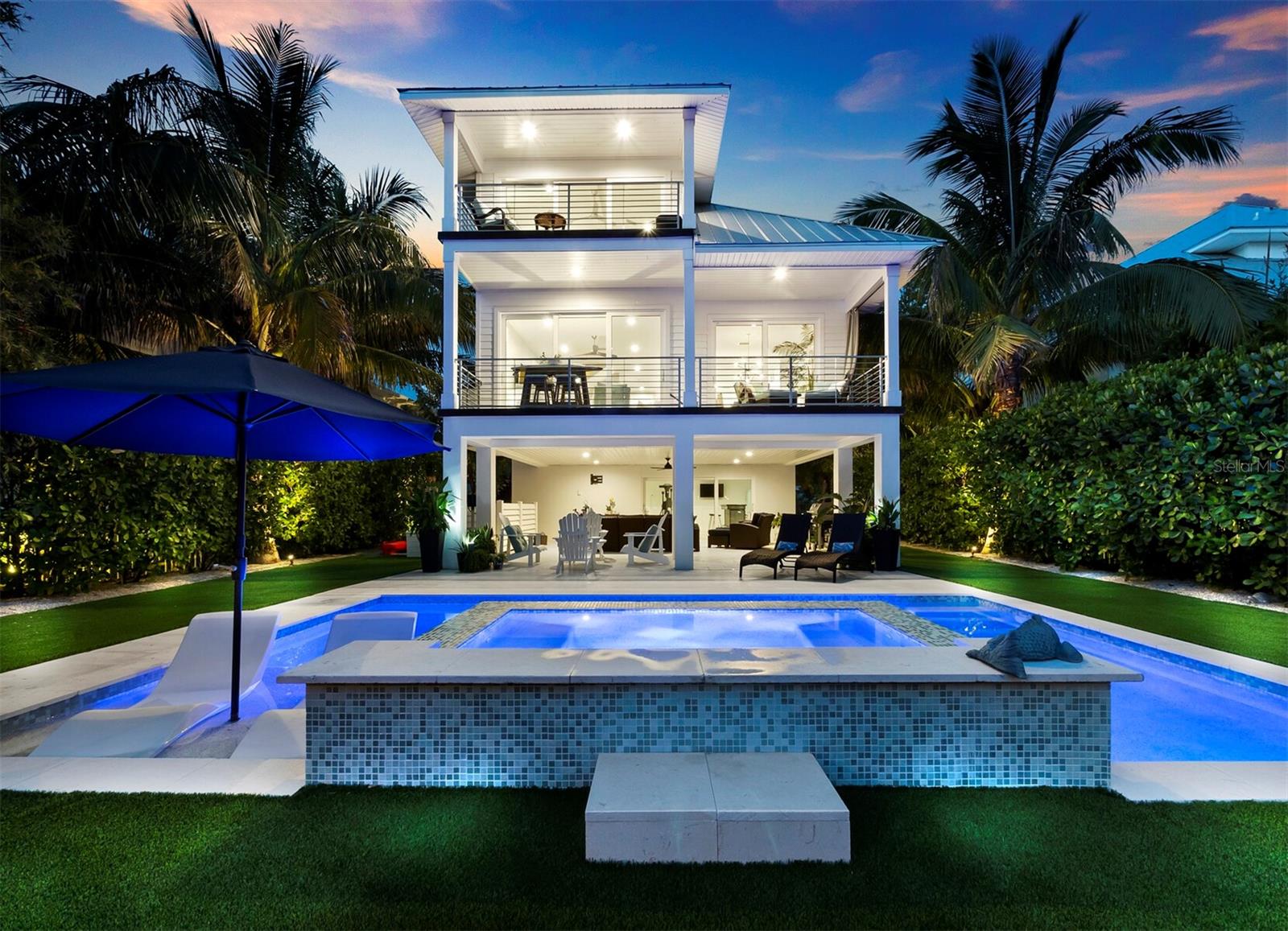 LONGBEACH ON LONGBOAT KEY - Residential