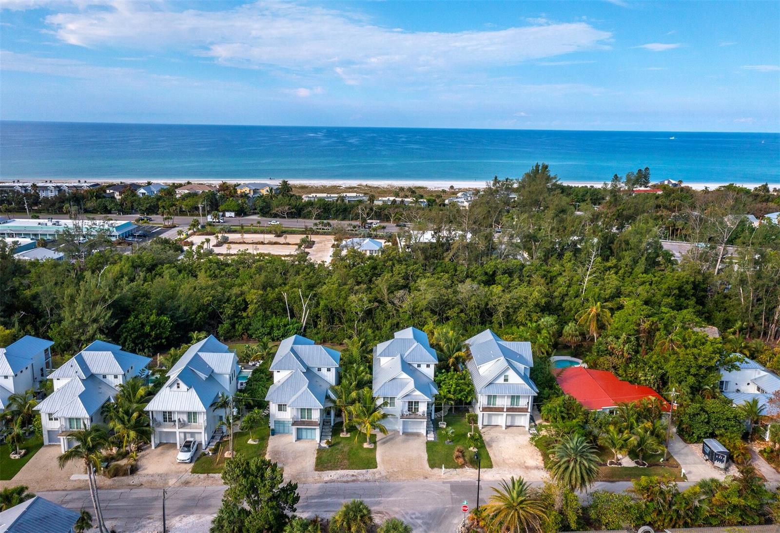 LONGBEACH ON LONGBOAT KEY - Residential