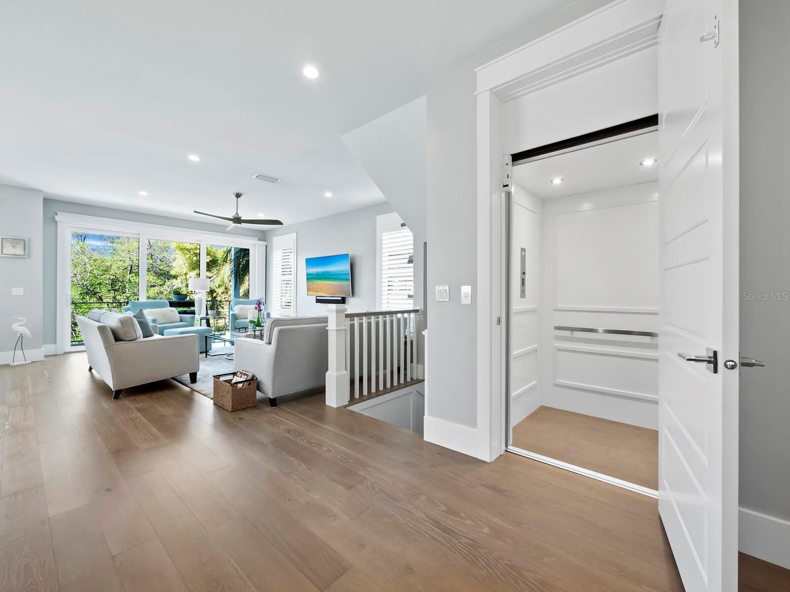 LONGBEACH ON LONGBOAT KEY - Residential