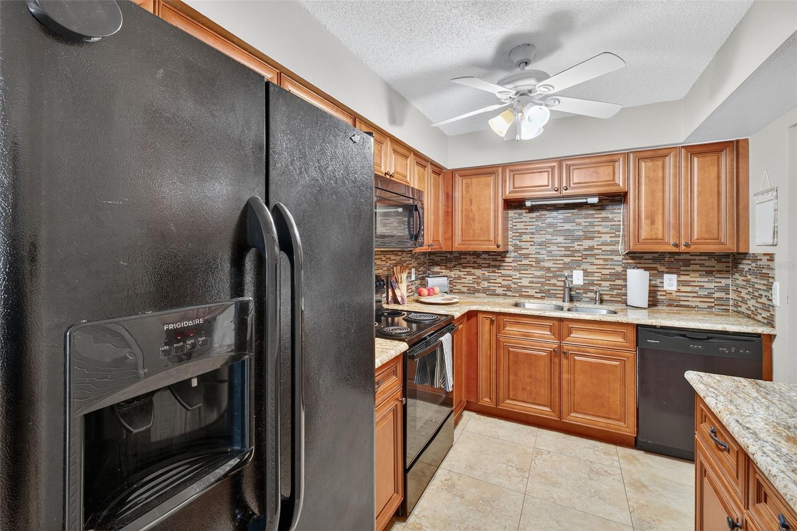 ROYAL ARMS CONDO - Residential