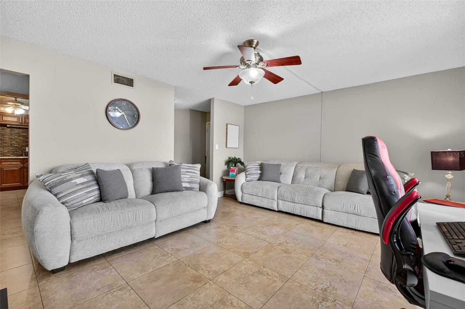 ROYAL ARMS CONDO - Residential