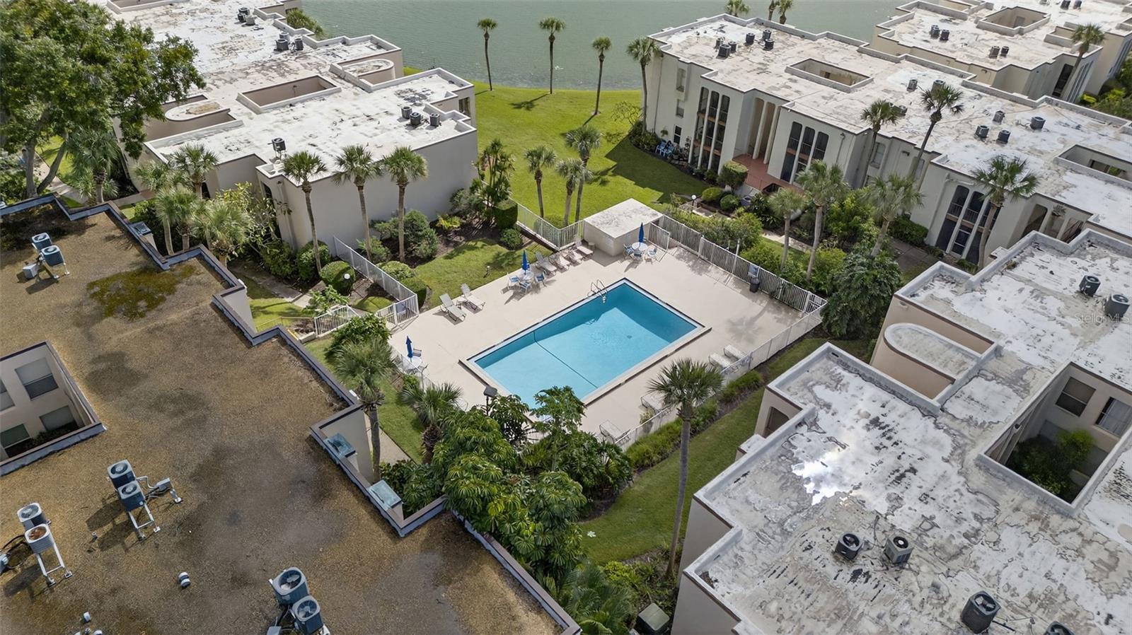 ROYAL ARMS CONDO - Residential