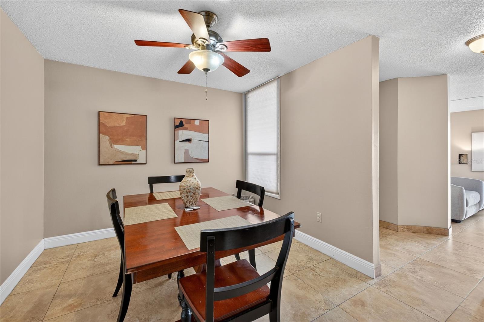 ROYAL ARMS CONDO - Residential