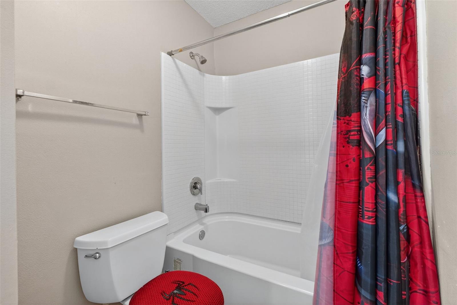 ROYAL ARMS CONDO - Residential