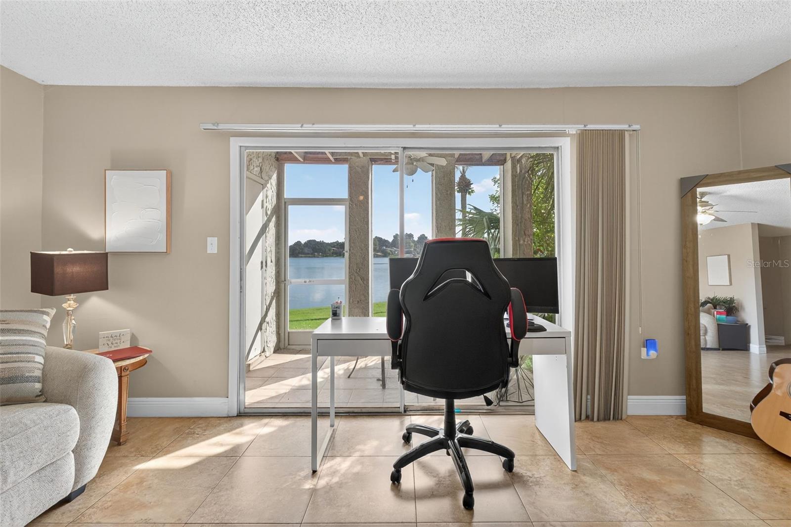 ROYAL ARMS CONDO - Residential