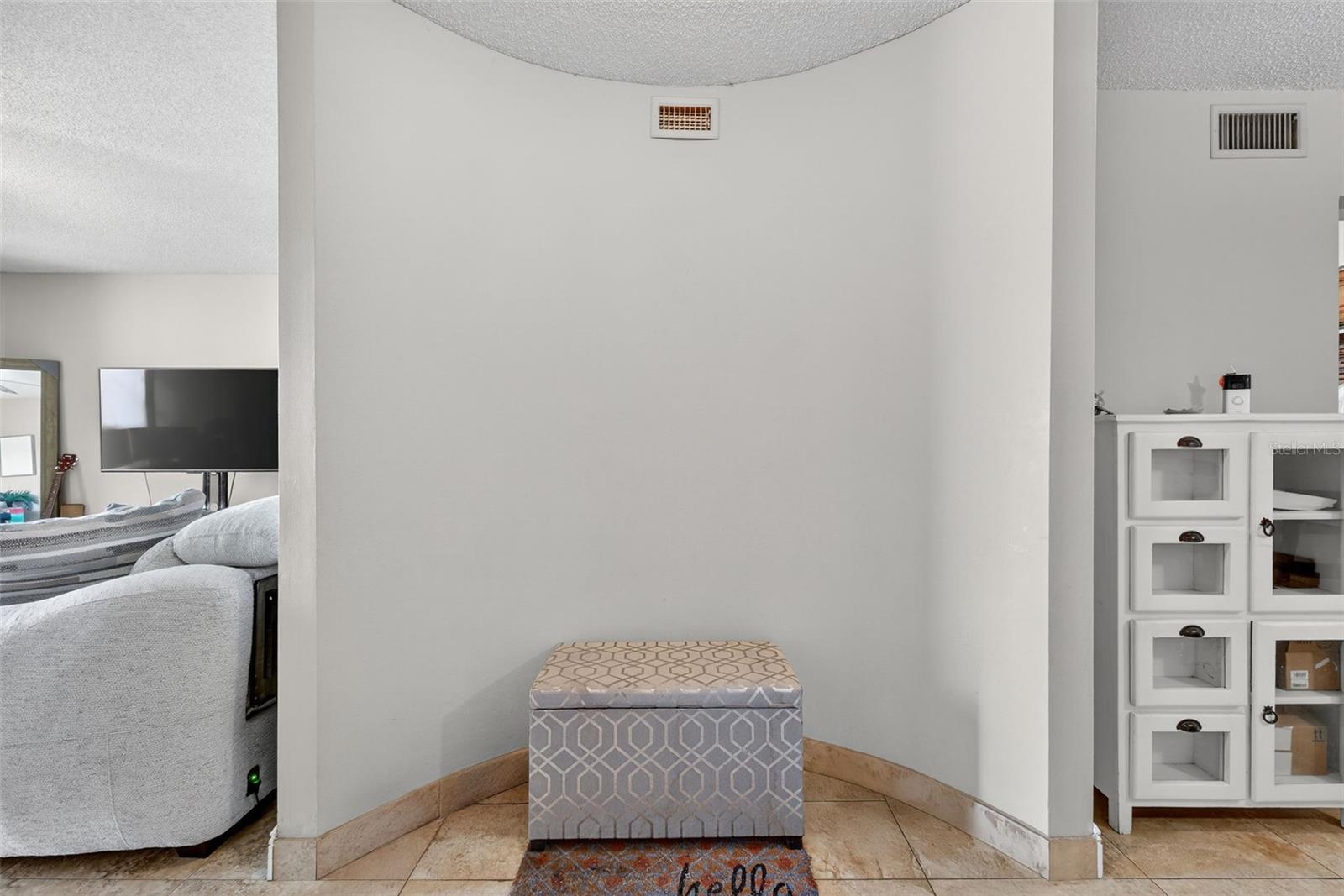 ROYAL ARMS CONDO - Residential