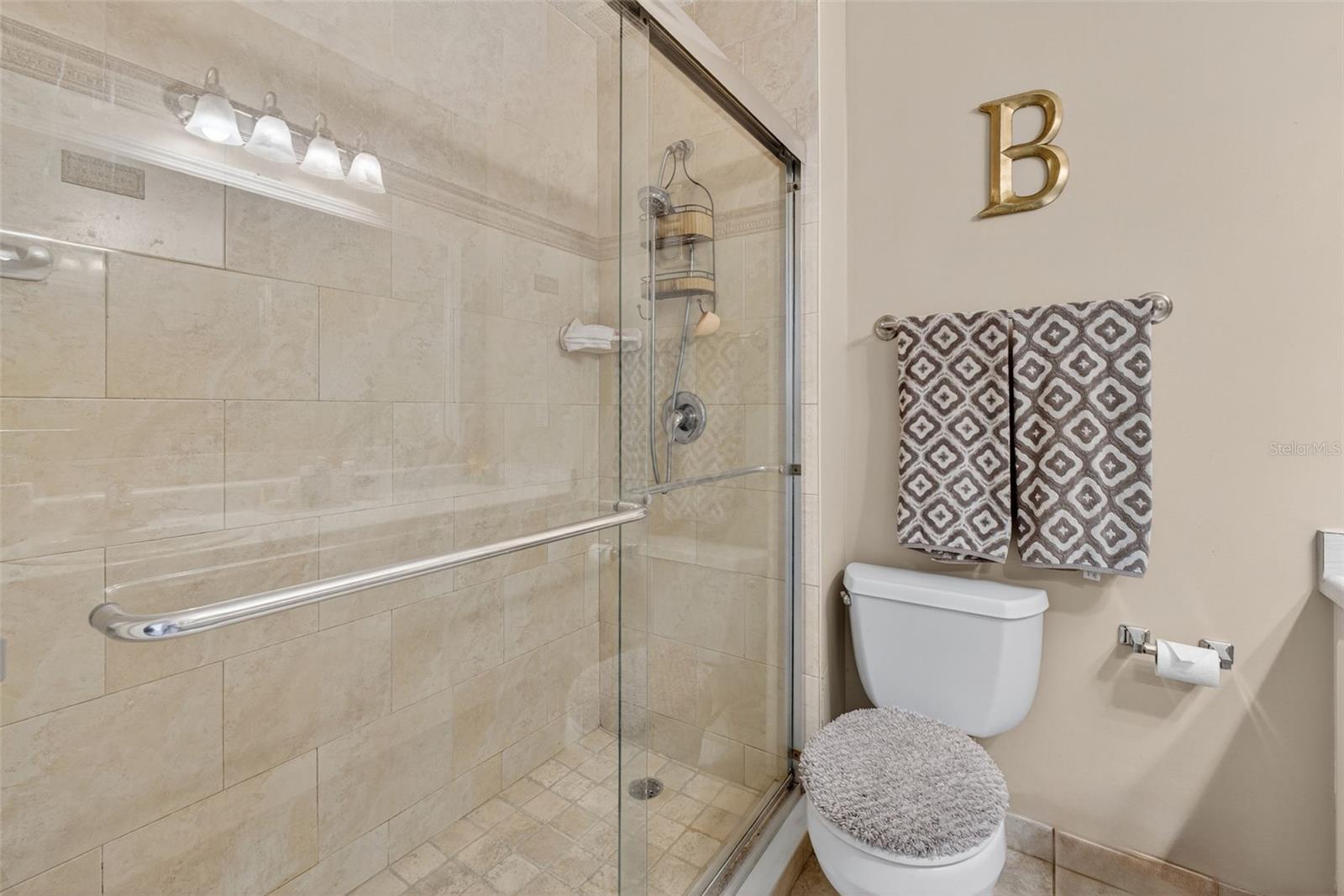 ROYAL ARMS CONDO - Residential