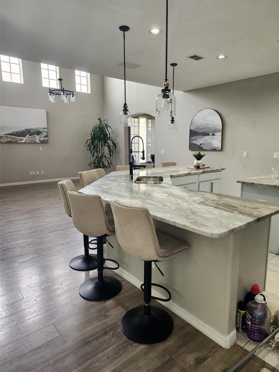 HUNTCLIFF PARK 51 48 - Residential