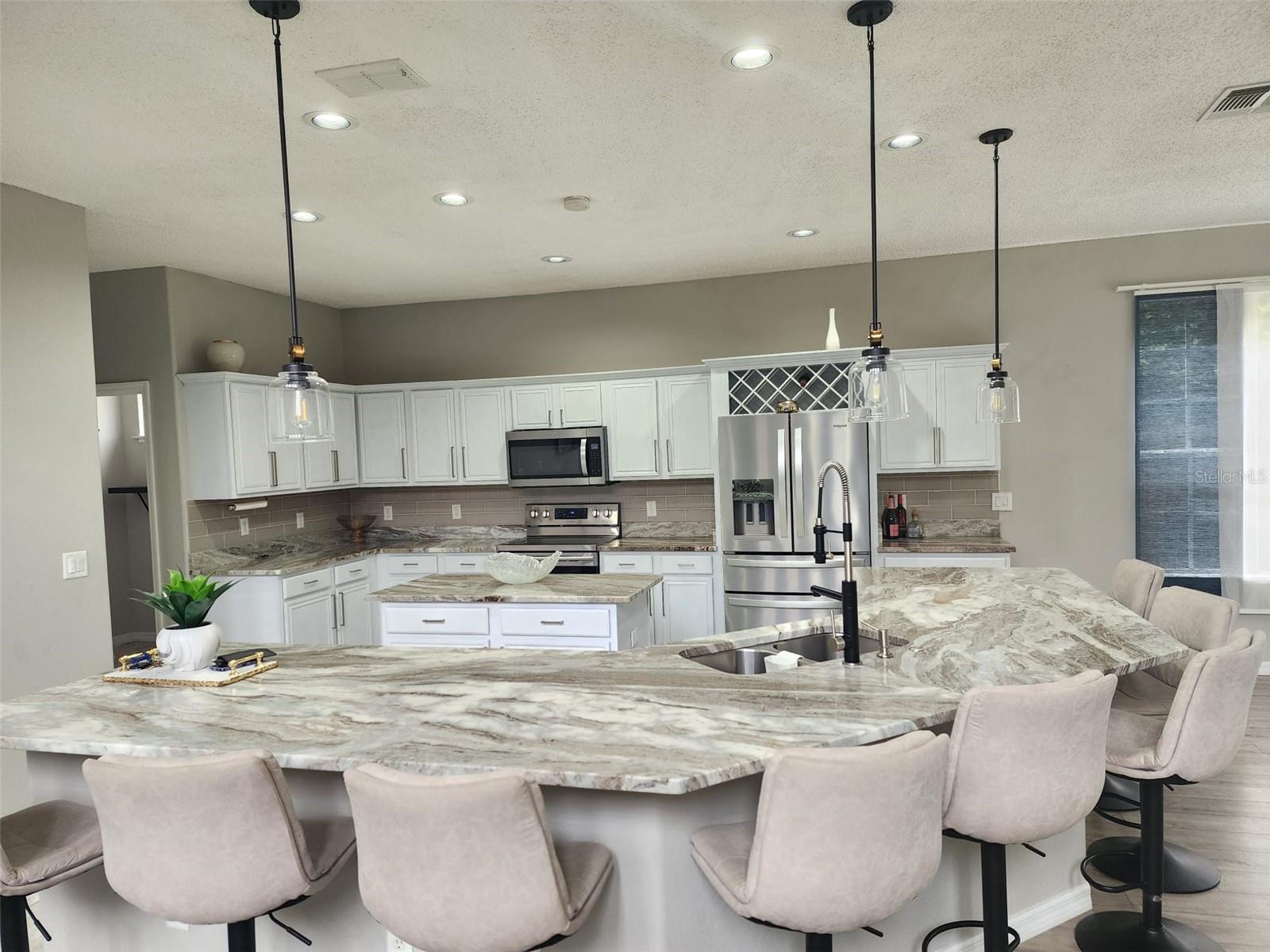 HUNTCLIFF PARK 51 48 - Residential