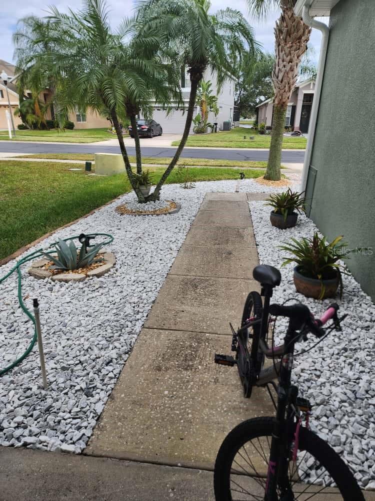 HUNTCLIFF PARK 51 48 - Residential