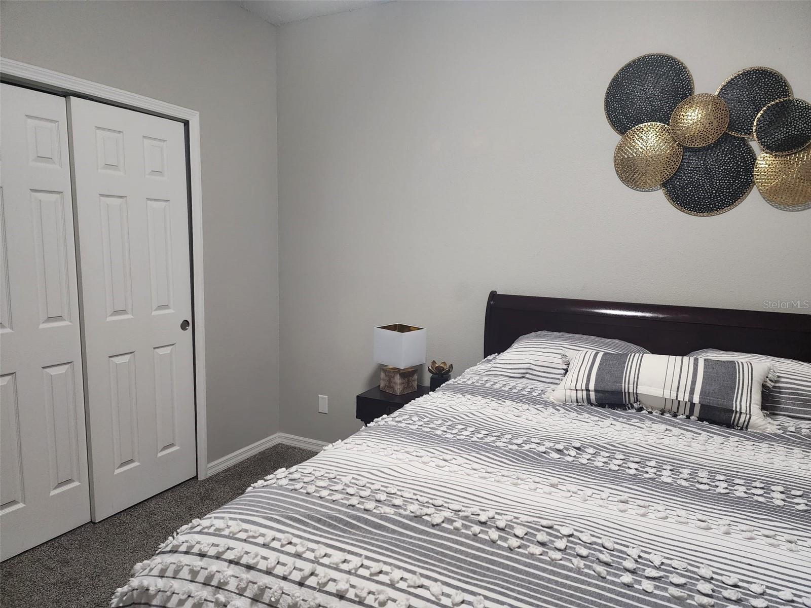 HUNTCLIFF PARK 51 48 - Residential