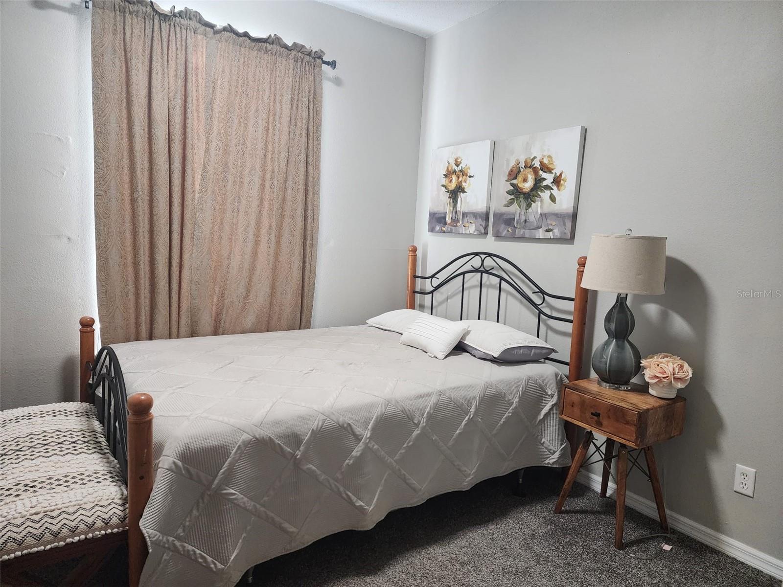 HUNTCLIFF PARK 51 48 - Residential