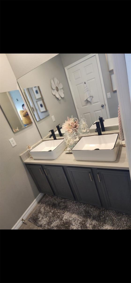 HUNTCLIFF PARK 51 48 - Residential