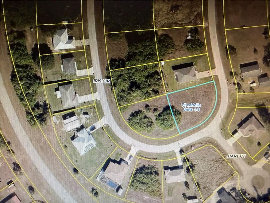 PERFECT HOMESITE IN PORT LA BELLE. Build your dream home on this spacious and clear lot located in a quiet and fast growing neighborhood of nice established and new homes. The oversized lot offers ample room for gardening and outdoor living spaces. Conveniently located just a few minutes drive to downtown Labelle. Easy driving distance to Lehigh Acres, Fort Myers and the Gulf Coast with easy access to SR-80. Enjoy country-style living away from the hustle and bustle of city life while remaining close to local schools, parks, shopping centers, restaurants and other amenities. No HOA and No flood zone.