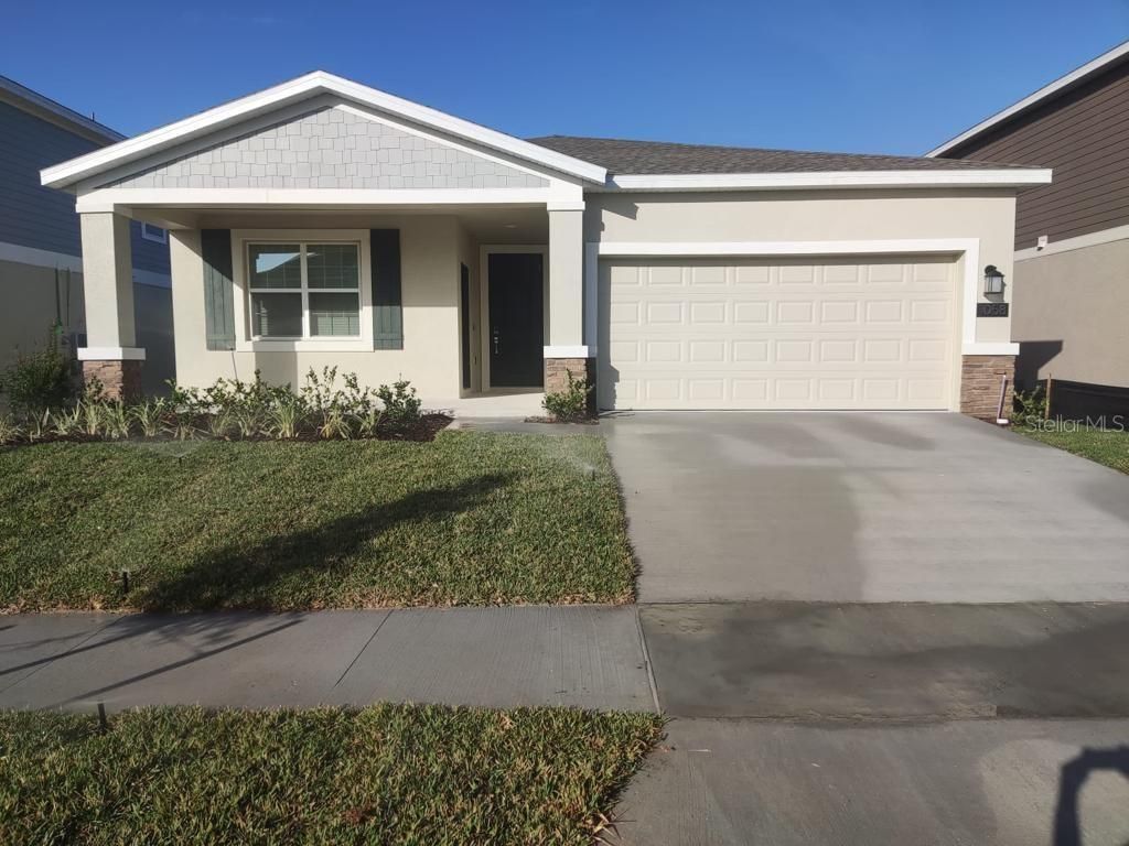 Photo of 1058 John Jacob Road, Davenport, FL 33837 (MLS # S5142739)