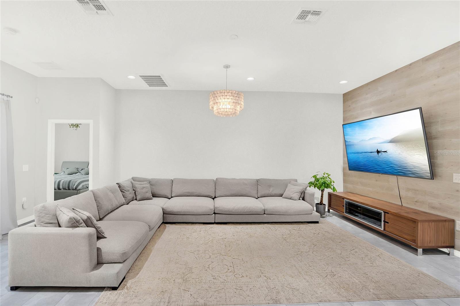 8713 IRON MOUNTAIN TRAIL
