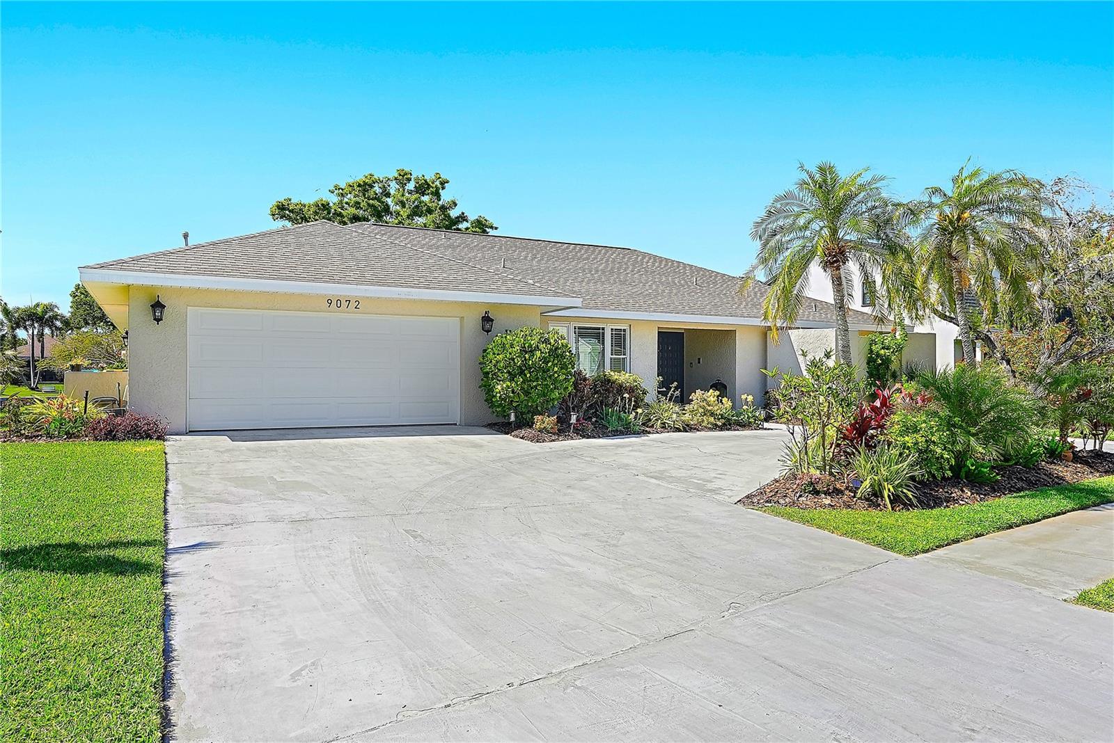 9072 BAYWOOD PARK DRIVE