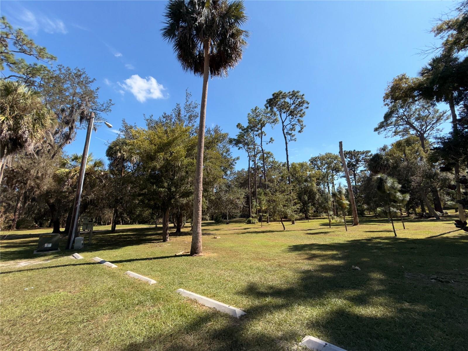 MEAD GARDEN - Residential