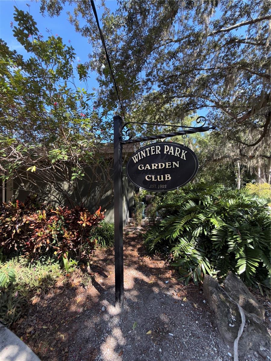 MEAD GARDEN - Residential