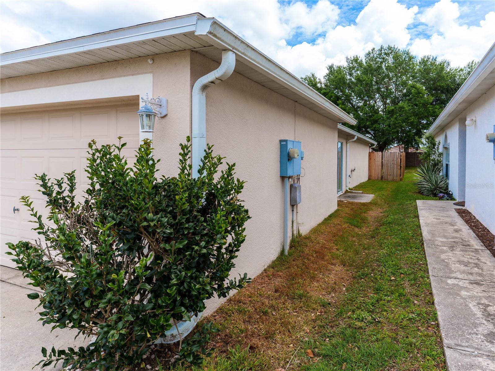 SUNCOAST POINTE VILLAGES 1A & 1B - Residential