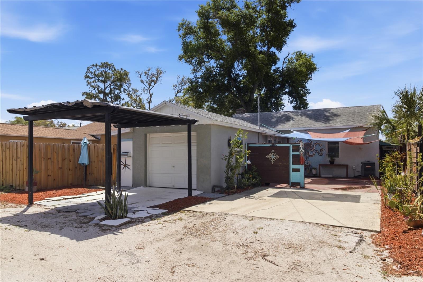 VICTORY HEIGHTS - Residential