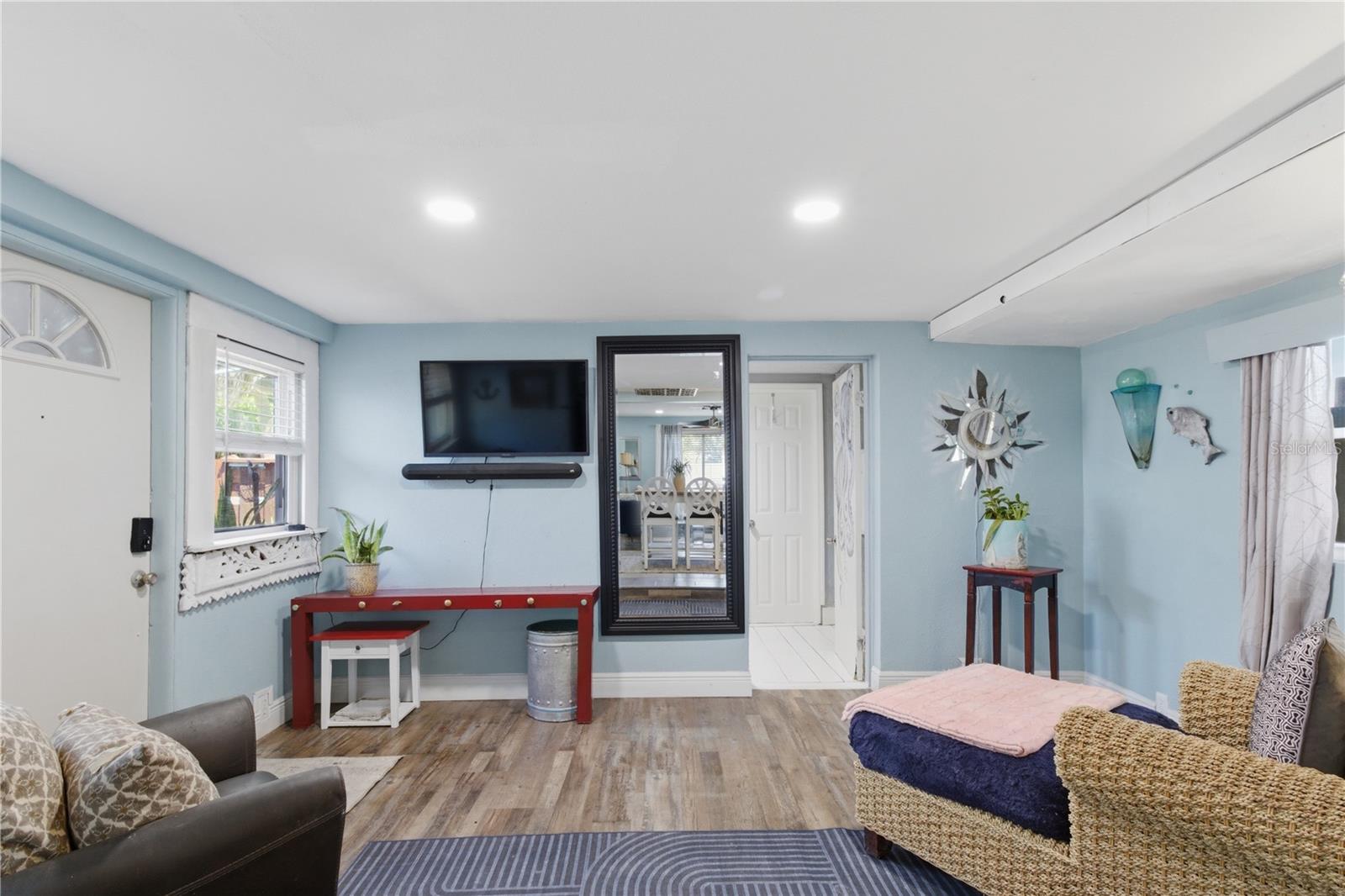 VICTORY HEIGHTS - Residential