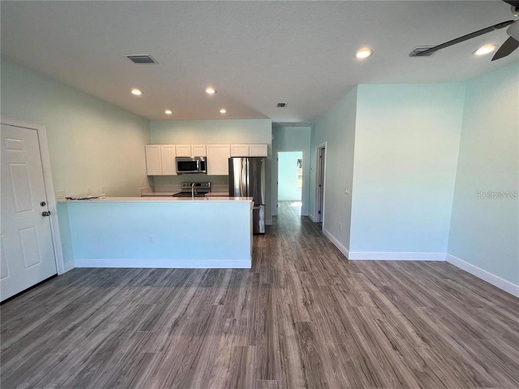 Photo of 1418 N Orange Street, Mount Dora, FL 32757 (MLS # O6423483)