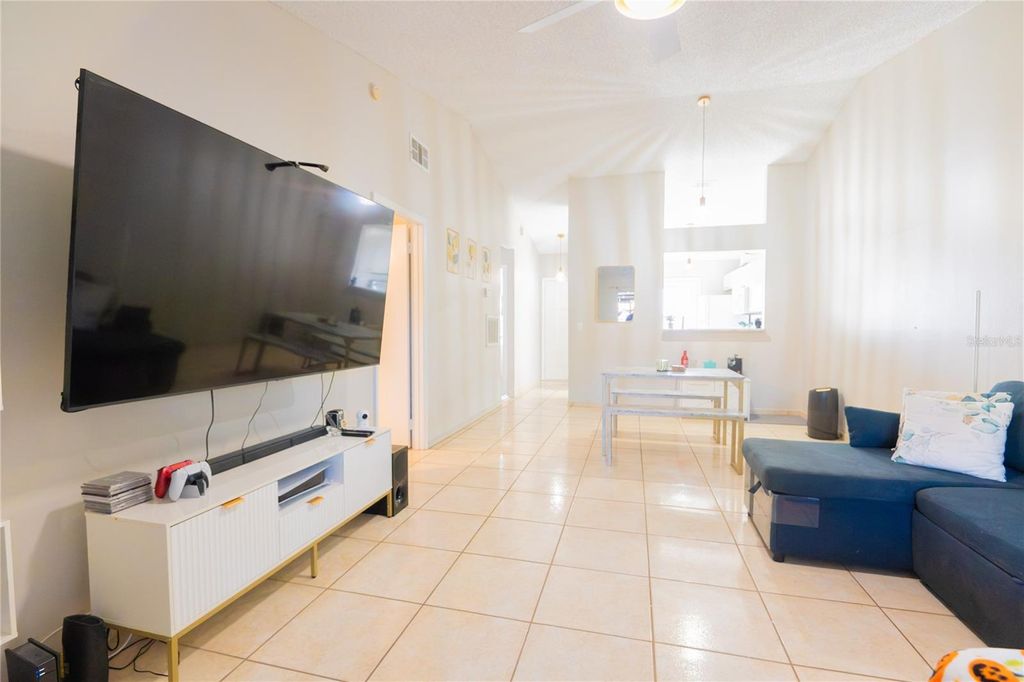 Photo of 32 Silver Oak Circle, Kissimmee, FL 34743 (MLS # O6369591)