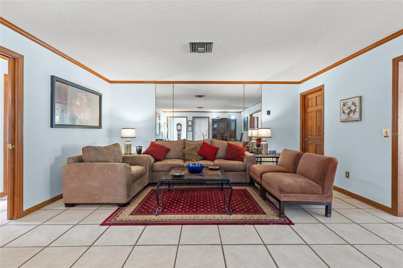 DELTON LAKES UN 04 - Residential