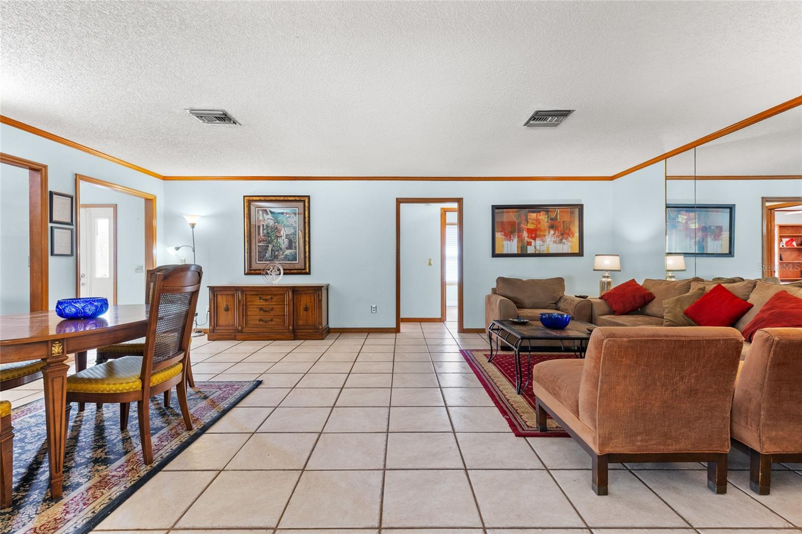 DELTON LAKES UN 04 - Residential