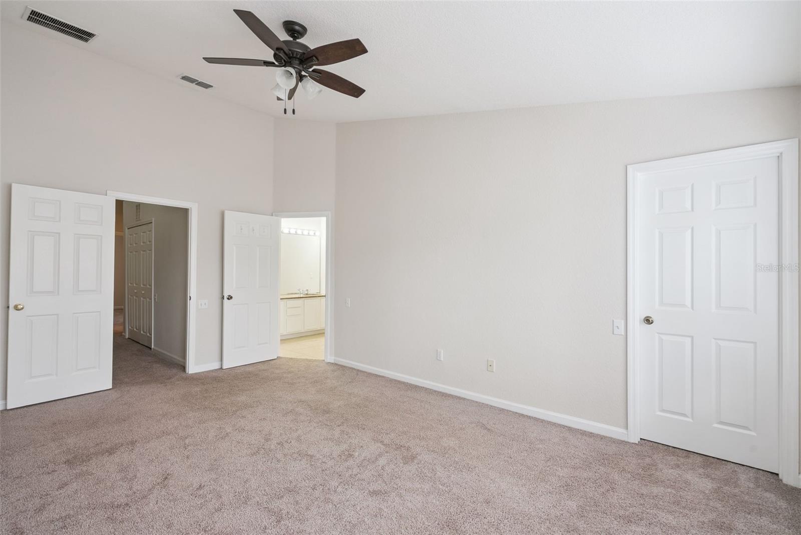 DUNWOODY COMMONS PH 1 - Residential