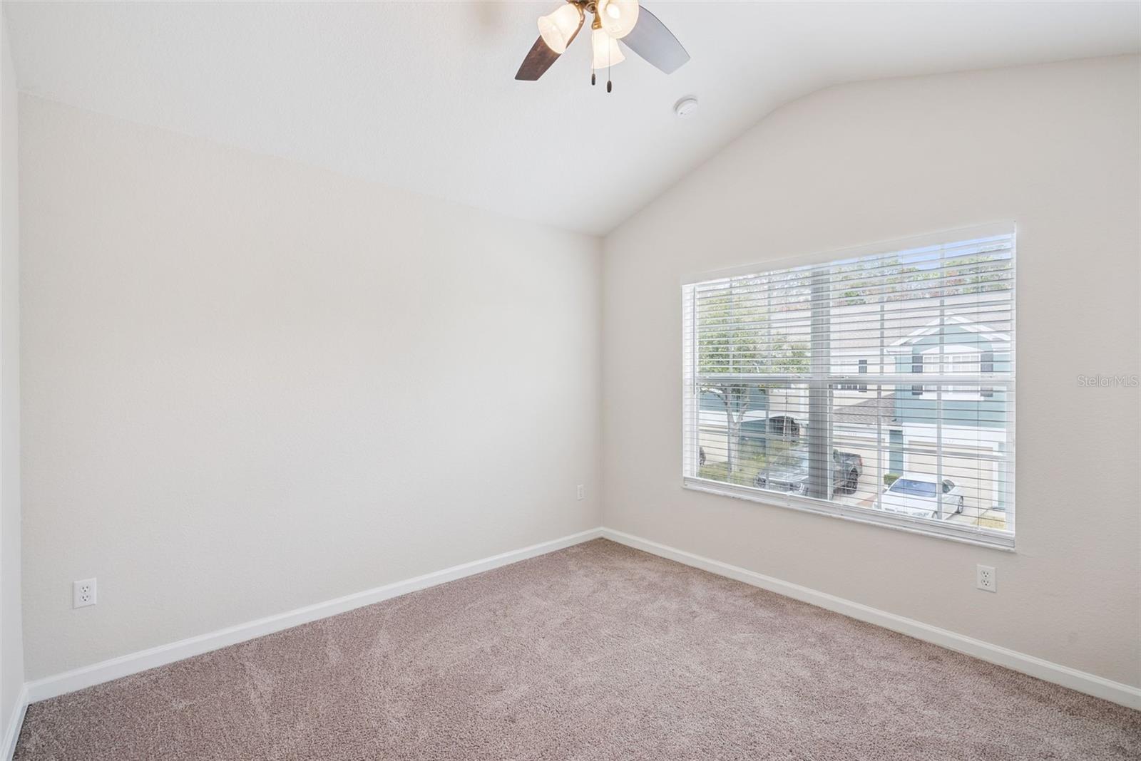 DUNWOODY COMMONS PH 1 - Residential