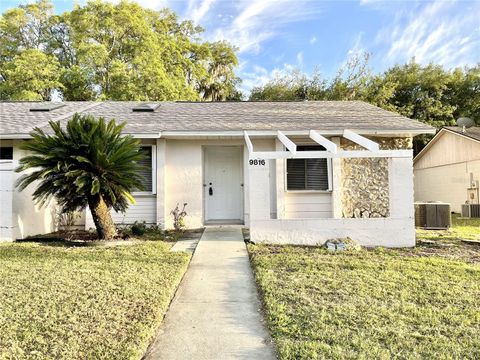 Photo of 9816 River Crest Court, Orlando, FL 32825 (MLS # O6398745)