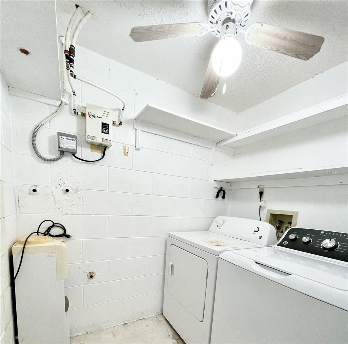 RIVER CREST - Residential