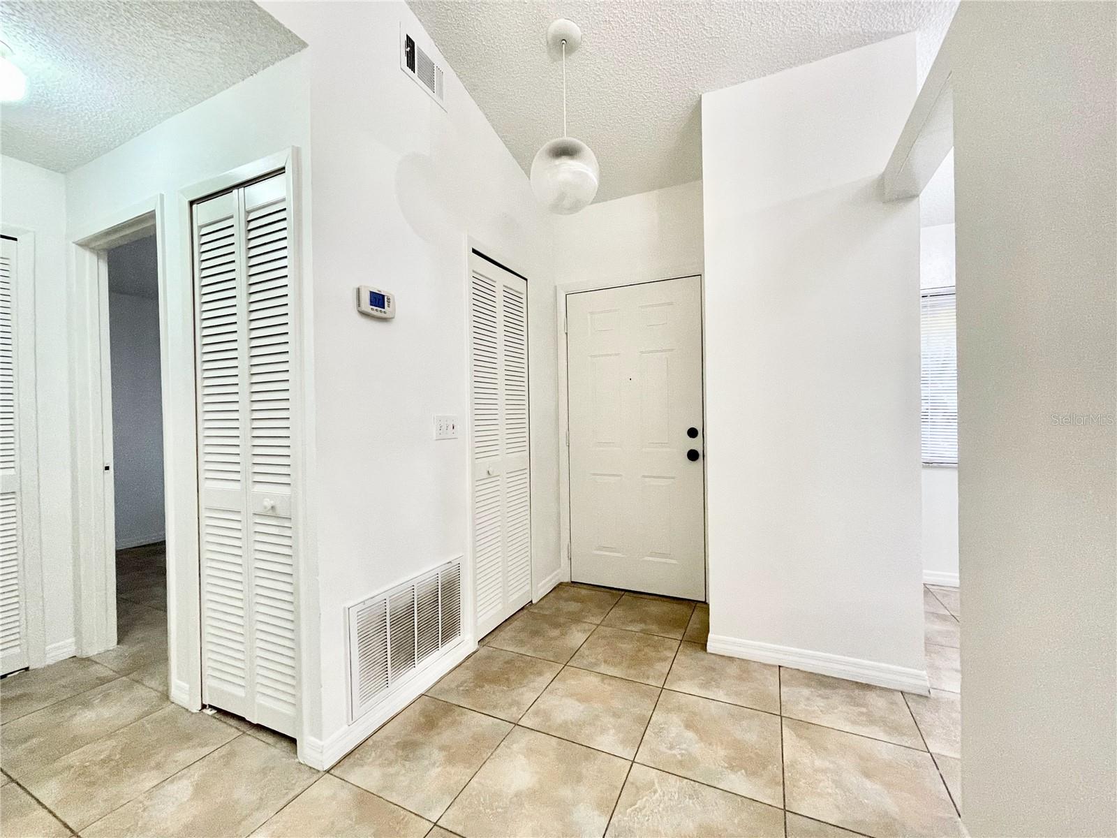 RIVER CREST - Residential