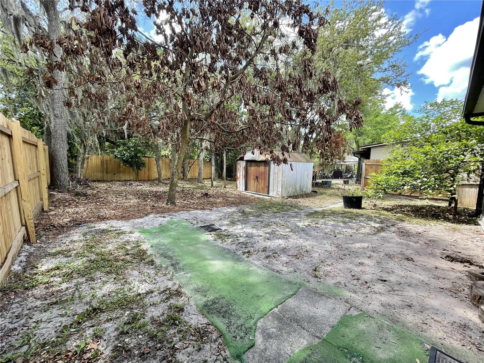 RIVER CREST - Residential