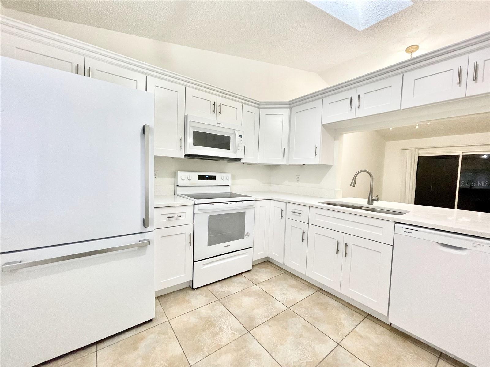 RIVER CREST - Residential