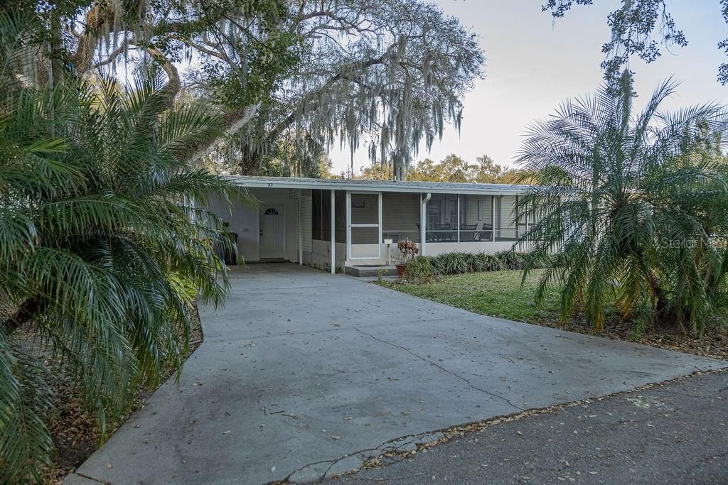 Photo of 23 Anchor Inn Road, Lake Wales, FL 33898 (MLS # K4903318)