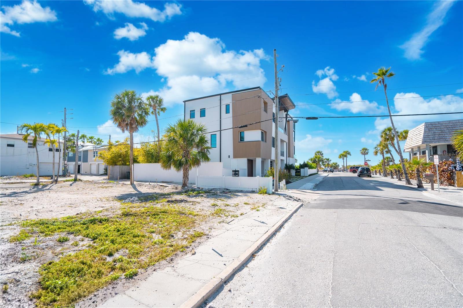 WEBSTERS MAP WARREN - Land