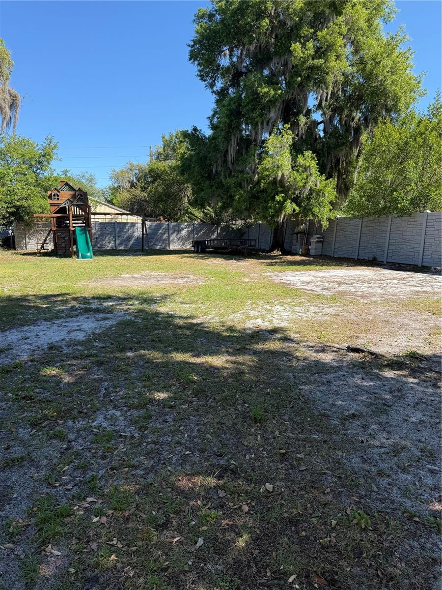 COUNTRY CLUB ESTATES RESUB PT - Residential