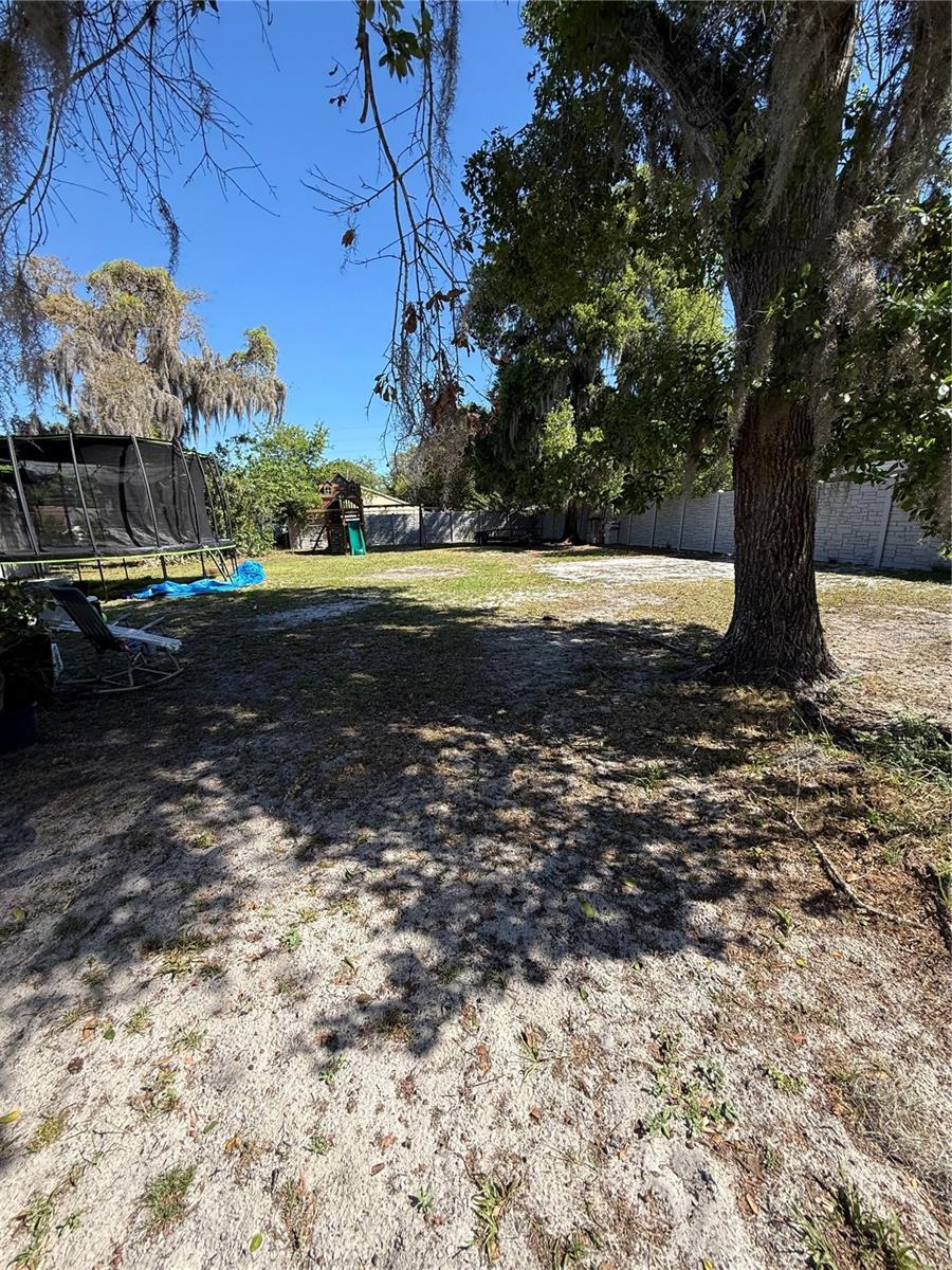 COUNTRY CLUB ESTATES RESUB PT - Residential