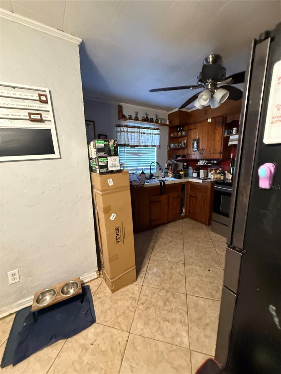 COUNTRY CLUB ESTATES RESUB PT - Residential