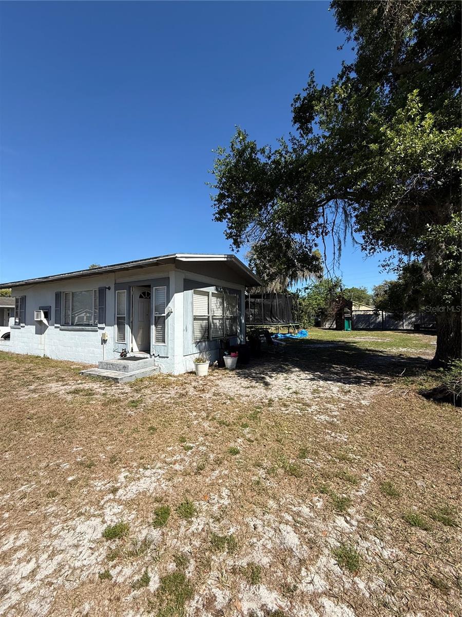 COUNTRY CLUB ESTATES RESUB PT - Residential