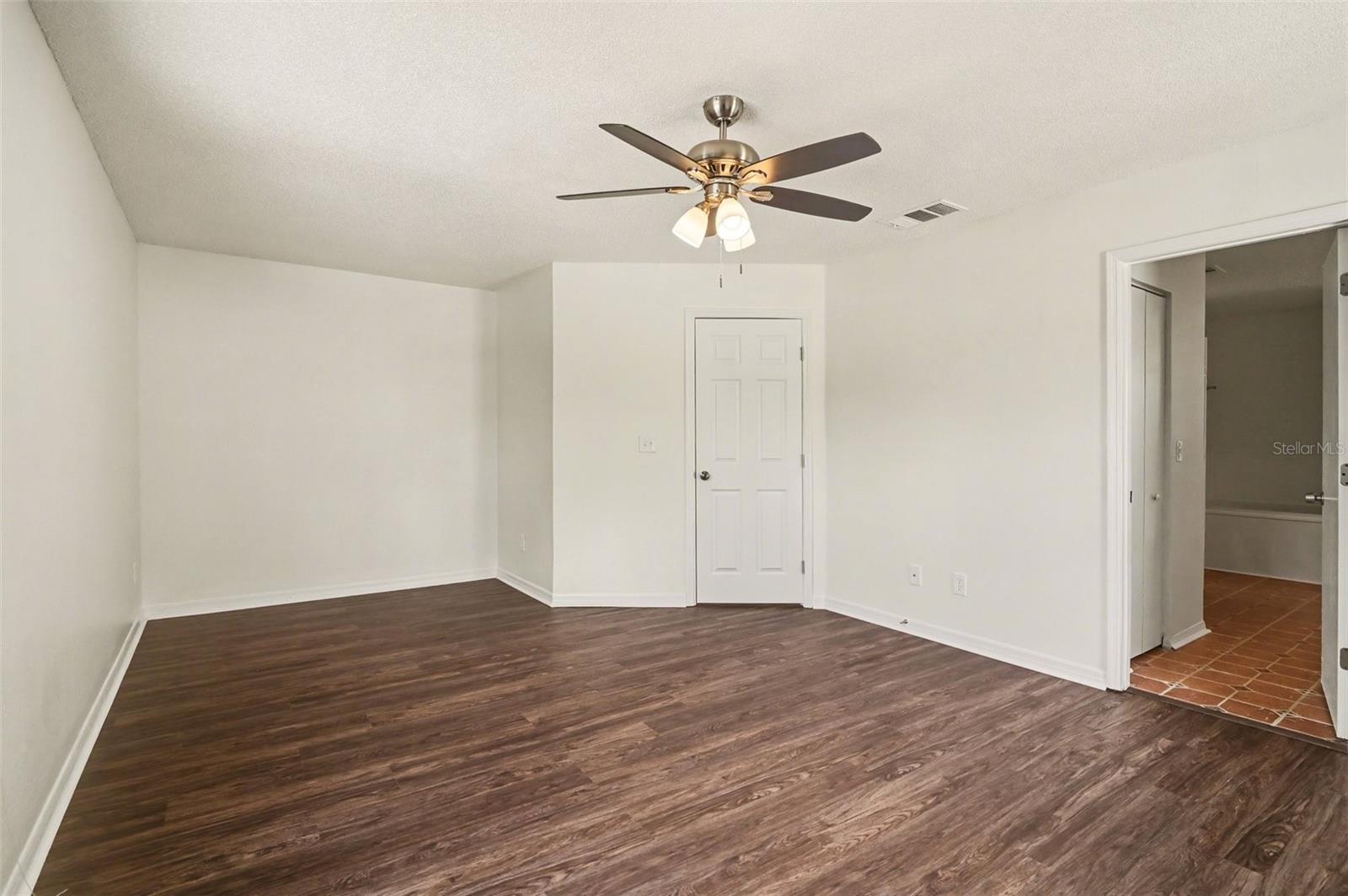 PINES WEKIVA SEC 02 PH 02 - Residential