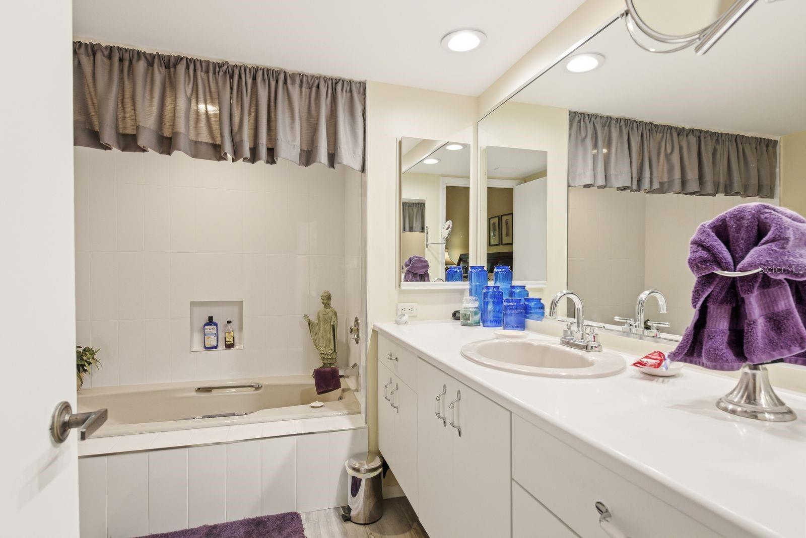 IMPERIAL PINES CONDO - Residential