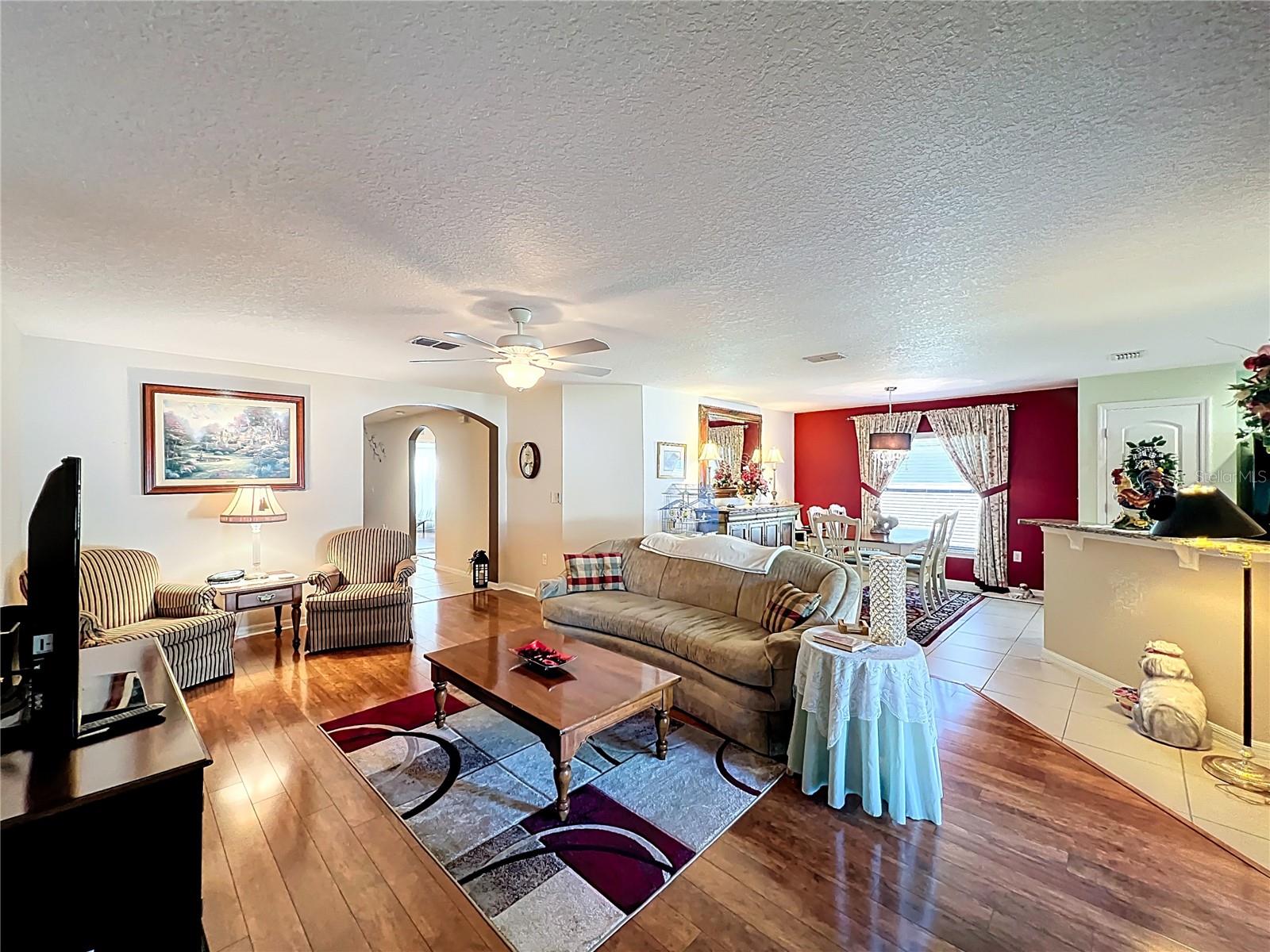 CRESTRIDGE AT ESTATES AT CHERRY LAKE - Residential