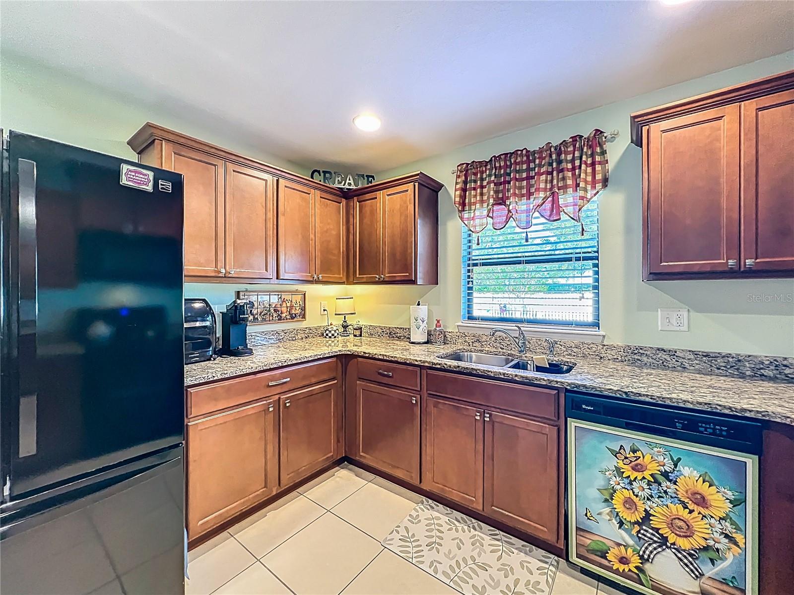 CRESTRIDGE AT ESTATES AT CHERRY LAKE - Residential