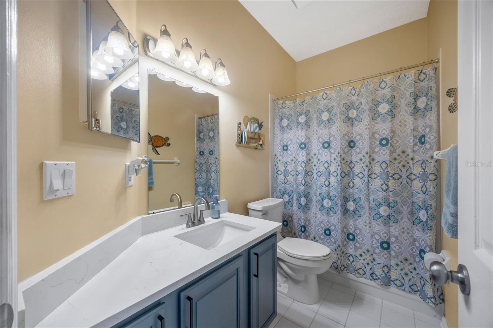 MEADOW POINTE I - Residential