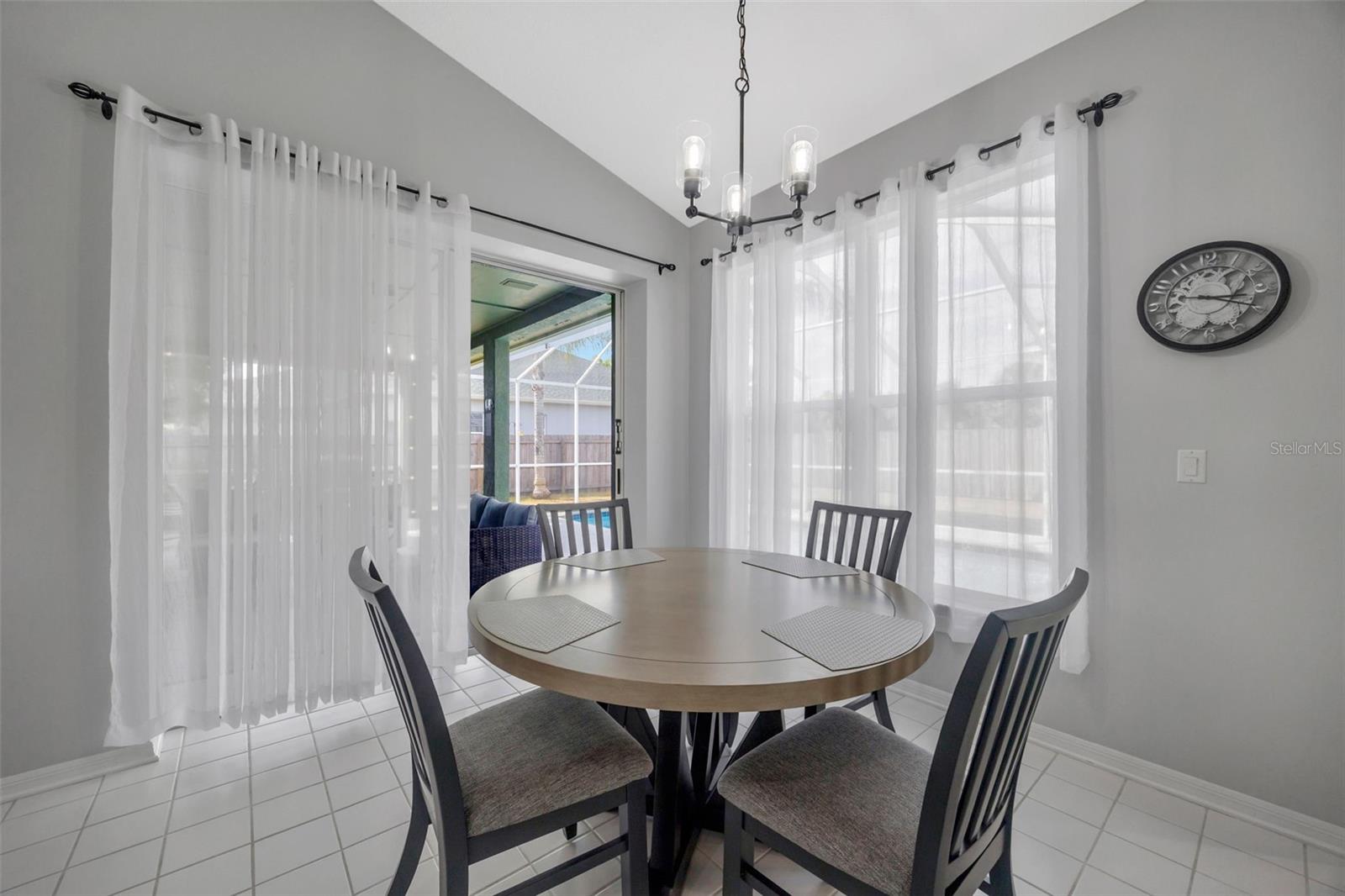 MEADOW POINTE I - Residential